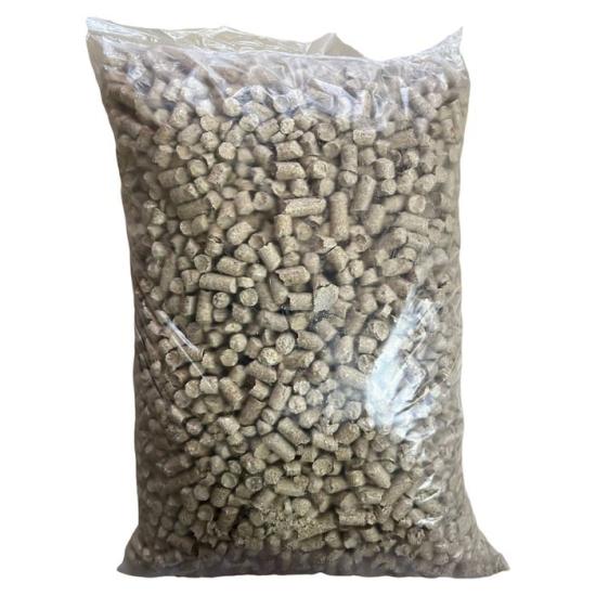 Açık Çam Peleti Kedi Kumu 1.5 kg